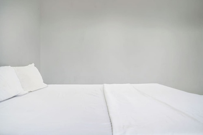 Imagen de la habitación del Hotel Hotel O Home Stay Syariah Aom Kusman. Foto 12