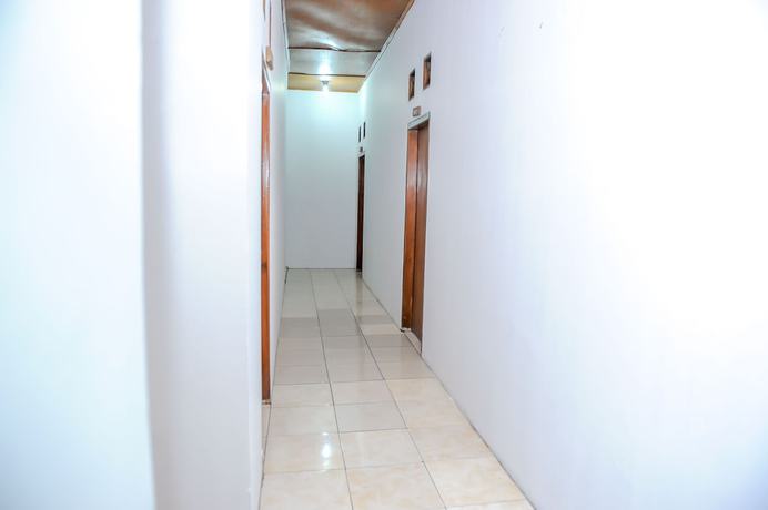 Imagen de los interiores del Hotel Hotel O Karya Nunggal Asri. Foto 9