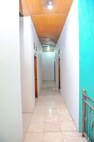 Imagen de los interiores del Hotel Hotel O Karya Nunggal Asri. Foto 12