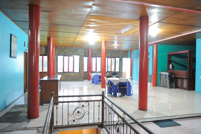 Imagen de los interiores del Hotel Hotel O Karya Nunggal Asri. Foto 17