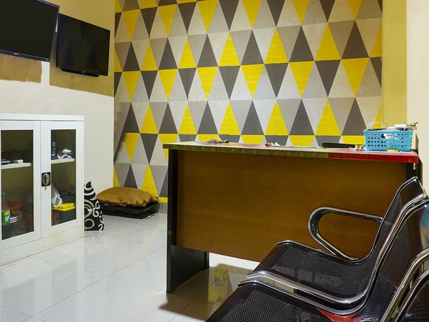 Imagen de los interiores del Hotel Hotel O Kos'ta Homestay Makassar. Foto 18
