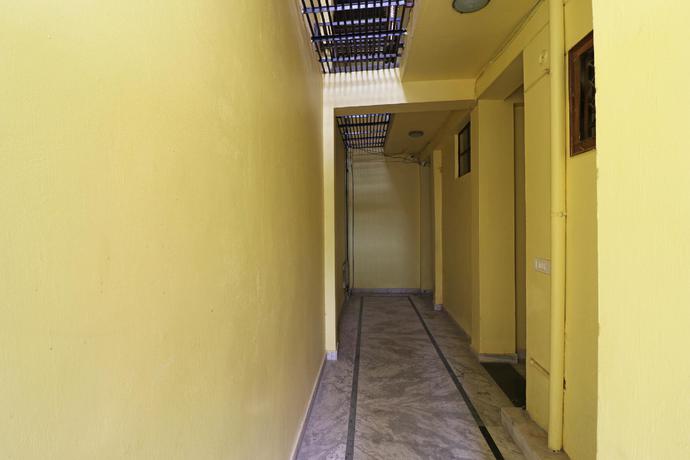 Imagen general del Hotel Hotel O Laxmi Yellow Guest House. Foto 2