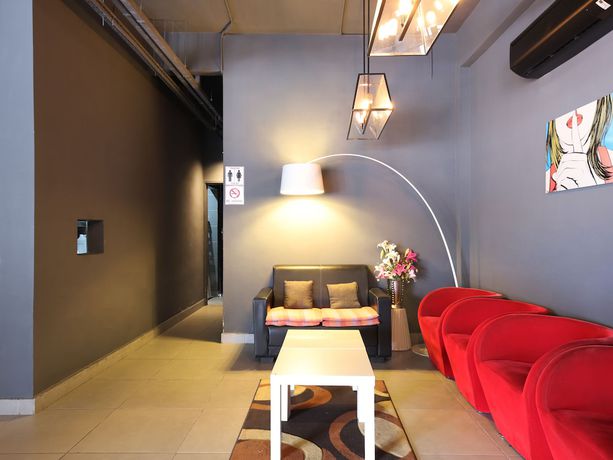 Imagen de los interiores del Hotel Hotel O Link Inn. Foto 15