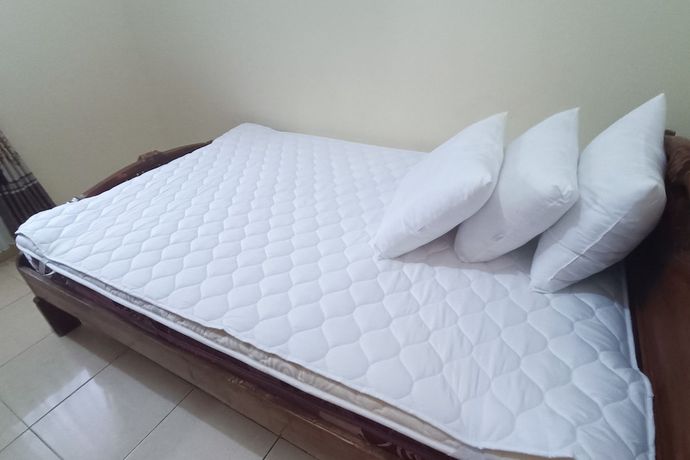 Imagen de la habitación del Hotel Hotel O Penginapan Laras PaminggirNearPesona Alam Seafood Pink Mira. Foto 1