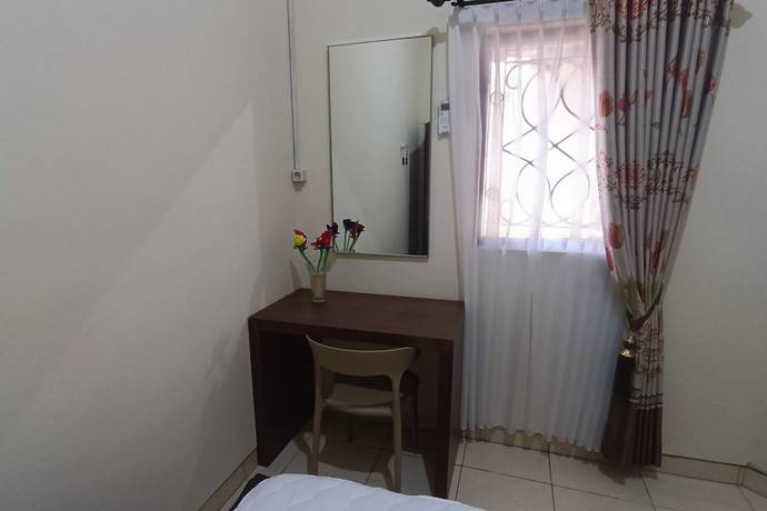 Imagen de la habitación del Hotel Hotel O Penginapan Laras PaminggirNearPesona Alam Seafood Pink Mira. Foto 4