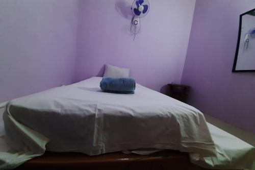 Imagen de la habitación del Hotel Hotel O Sengon Kostel Syariah. Foto 18
