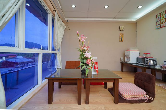 Imagen de los interiores del Hotel Hotel O V Stay Guesthouse. Foto 13