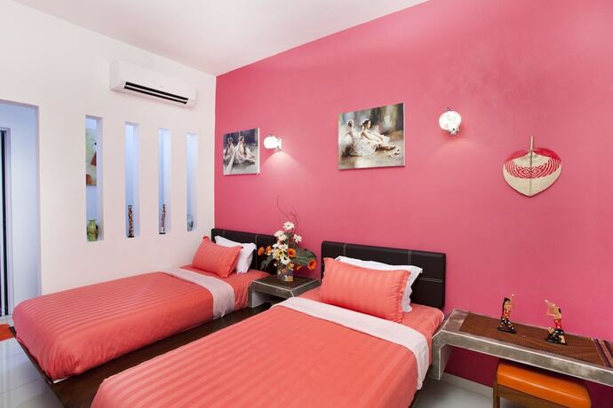 Imagen de la habitación del Hotel Hotel O Vince Villa. Foto 13