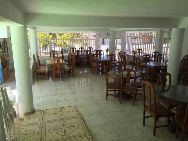 Imagen del bar/restaurante del Hotel Hotel Oasis Cuyutlan. Foto 2