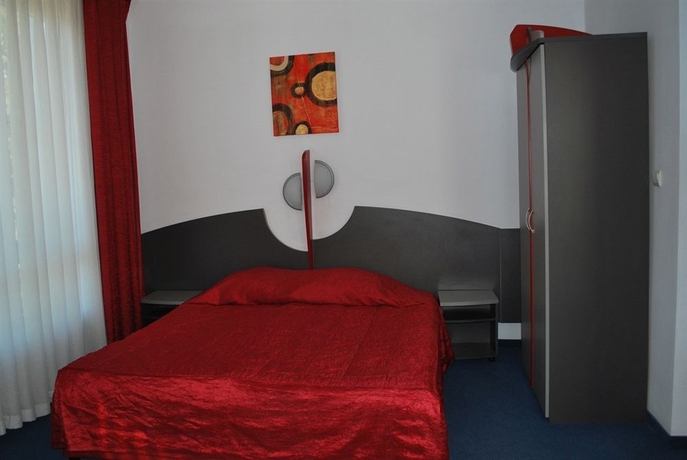 Imagen de la habitación del Hotel Hotel Opera Plaza. Foto 8