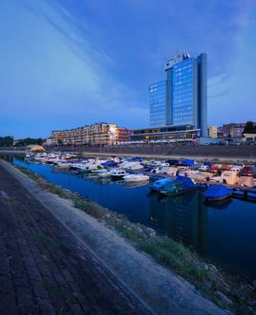 Imagen general del Hotel Hotel Osijek. Foto 11