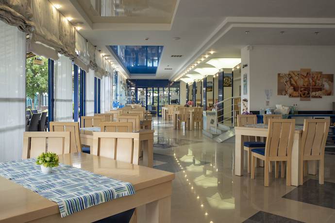 Imagen del bar/restaurante del Hotel Hotel Palace, Sunny Beach. Foto 2