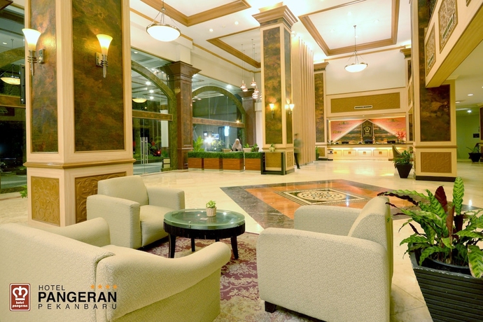Imagen de los interiores del Hotel Hotel Pangeran Pekanbaru. Foto 18
