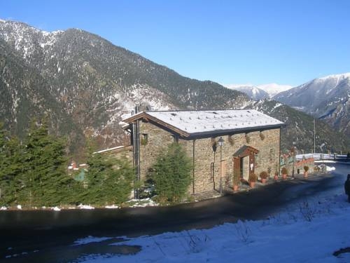 Imagen de la habitación del Hotel Hotel Parador de Canolich. Foto 4