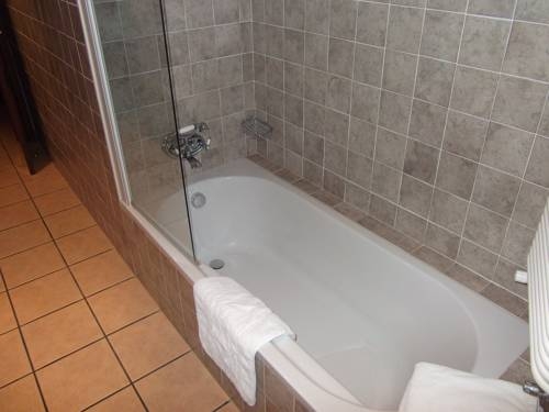 Imagen de la habitación del Hotel Hotel Parador de Canolich. Foto 7