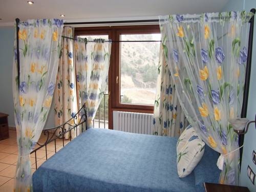 Imagen de los exteriores del Hotel Hotel Parador de Canolich. Foto 15