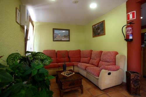 Imagen de la habitación del Hotel Hotel Parador de Canolich. Foto 10