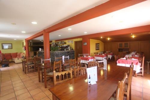 Imagen de la habitación del Hotel Hotel Parador de Canolich. Foto 11