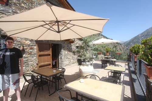 Imagen de los interiores del Hotel Hotel Parador de Canolich. Foto 19