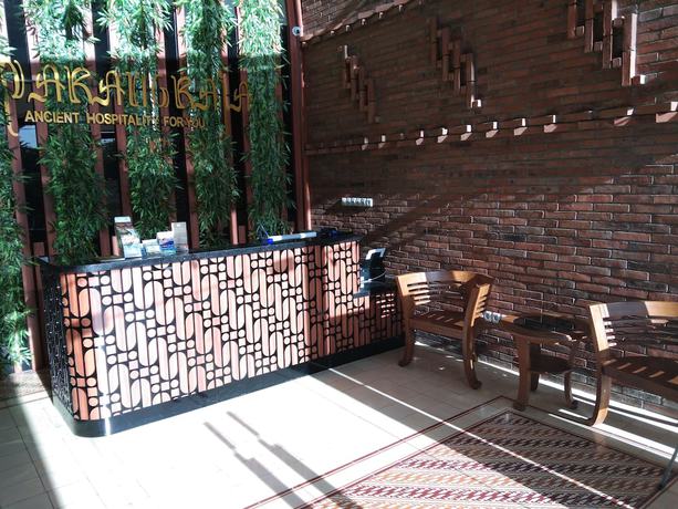 Imagen de los interiores del Hotel Hotel Parangraja. Foto 18