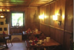 Imagen del bar/restaurante del Hotel Hotel Petri. Foto 3