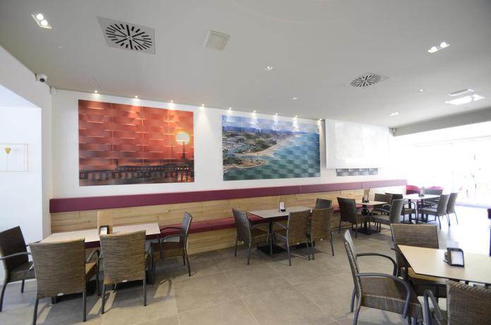 Imagen del bar/restaurante del Hotel Hotel Piccadilly. Foto 2