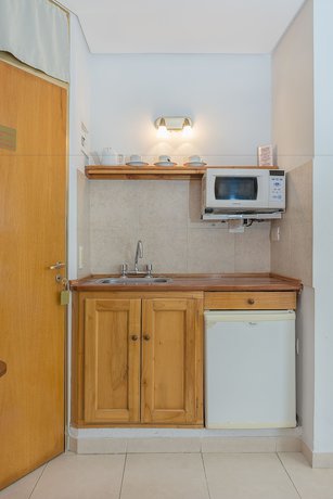 Imagen de la habitación del Hotel Hotel Piedras Doradas. Foto 6