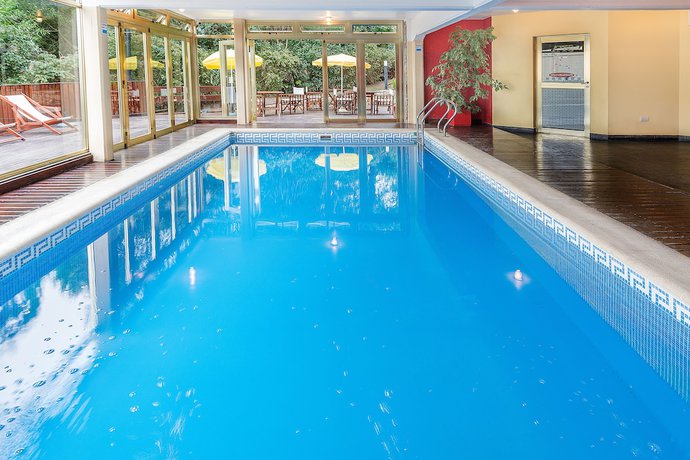 Imagen de la piscina del Hotel Hotel Piedras Doradas. Foto 17