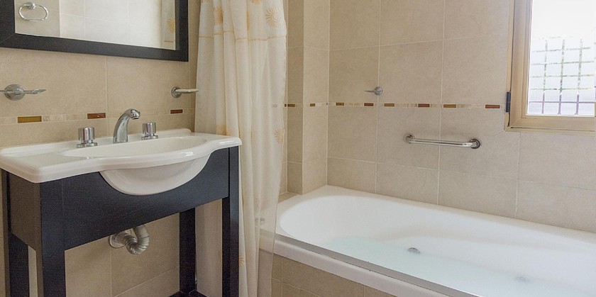 Imagen de la habitación del Hotel Hotel Piedras Doradas. Foto 9