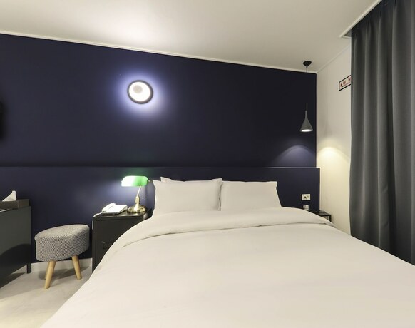 Imagen general del Hotel Hotel Pier 48. Foto 10
