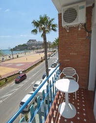 Imagen de la habitación del Hotel Hotel Playa. Foto 9