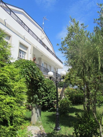 Imagen general del Hotel Hotel Playa Las Sinas. Foto 5