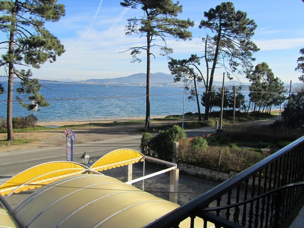 Imagen general del Hotel Hotel Playa Las Sinas. Foto 11