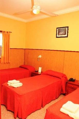 Imagen general del Hotel Hotel Plaza Alberdi. Foto 8