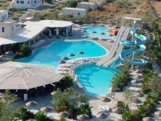 Imagen general del Hotel Hotel Porto Perissa. Foto 6