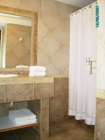 Imagen general del Hotel Hotel Portobelo Mendoza. Foto 4