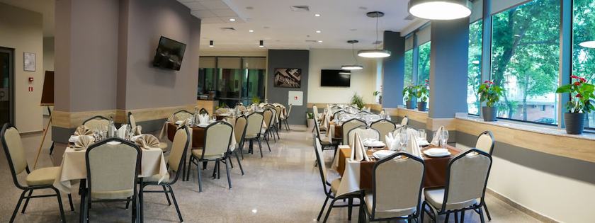 Imagen del bar/restaurante del Hotel Hotel Puldin COOP. Foto 2