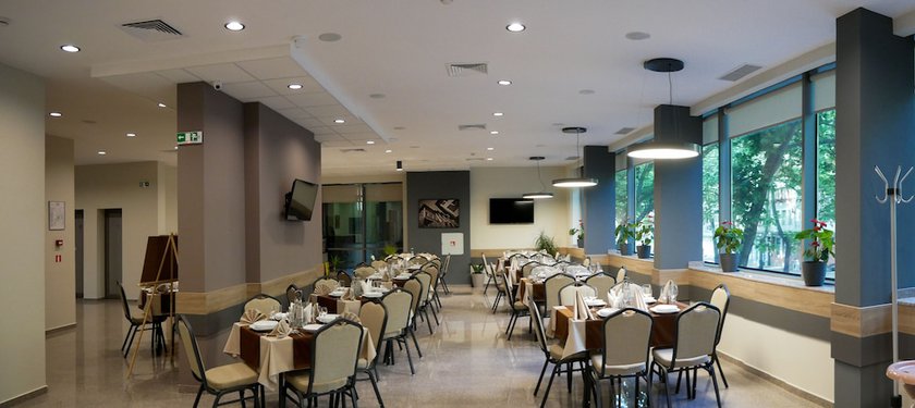 Imagen del bar/restaurante del Hotel Hotel Puldin COOP. Foto 4