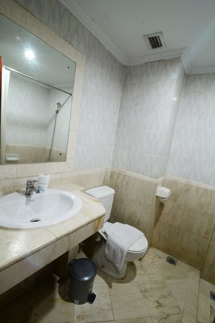 Imagen de la habitación del Hotel Hotel Puri Mega. Foto 6