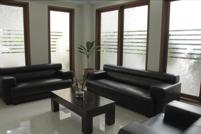 Imagen de los interiores del Hotel Hotel Puri Mega. Foto 18
