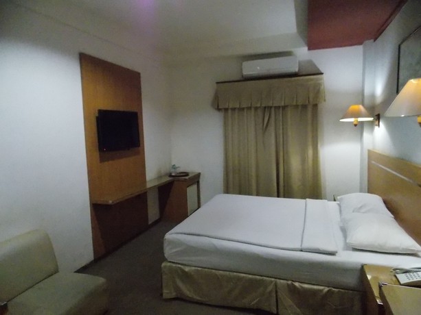 Imagen de la habitación del Hotel Hotel Puri Mega. Foto 11