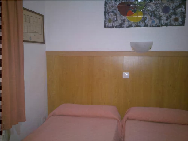 Imagen de la habitación del Hotel Hotel Real. Foto 9