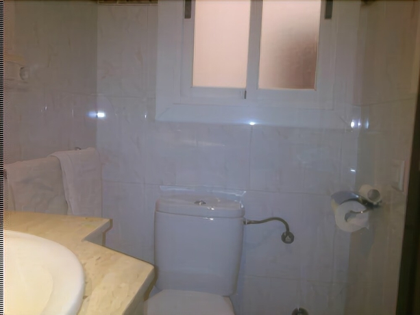 Imagen de la habitación del Hotel Hotel Real. Foto 15