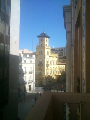 Imagen de los exteriores del Hotel Hotel Real. Foto 17