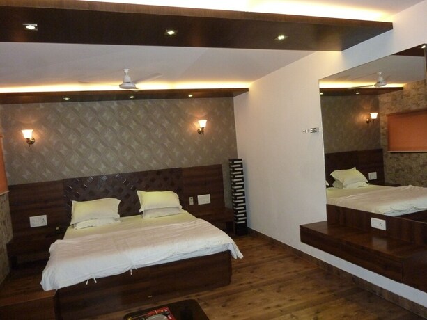 Imagen de la habitación del Hotel Hotel Regal Palace. Foto 14