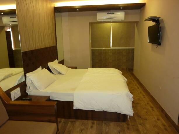 Imagen de la habitación del Hotel Hotel Regal Palace. Foto 26