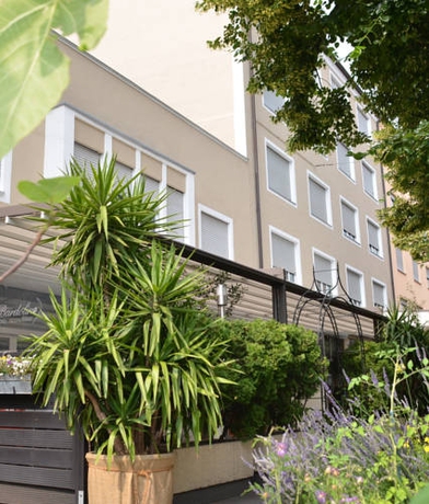 Imagen general del Hotel Hotel Restaurant Bardolino. Foto 3