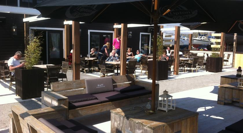 Imagen del bar/restaurante del Hotel Hotel Restaurant Hardersluis. Foto 2