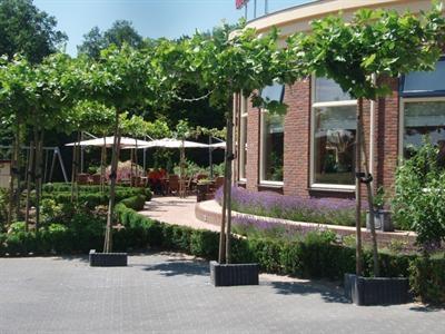 Imagen de los exteriores del Hotel Hotel Restaurant Het Roode Hert. Foto 5