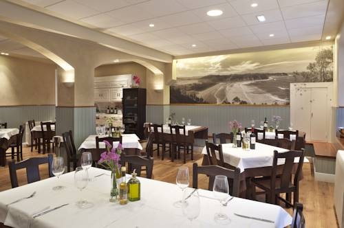 Imagen general del Hotel Hotel Restaurante El Manquin. Foto 5